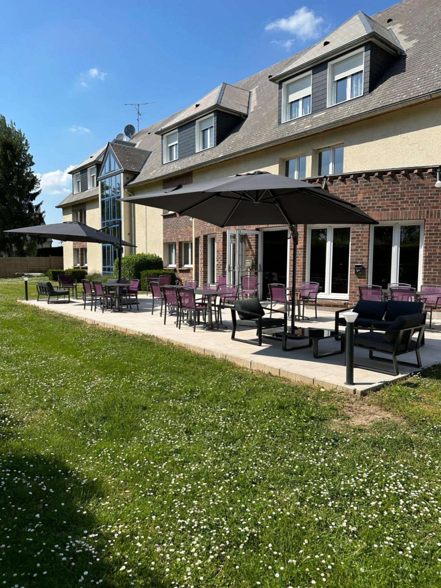 Hotel The Originals Hôtel, Aéroport 3*