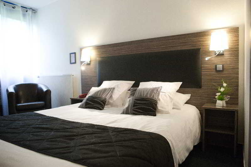 The Originals Hotel, Aeroport 3*